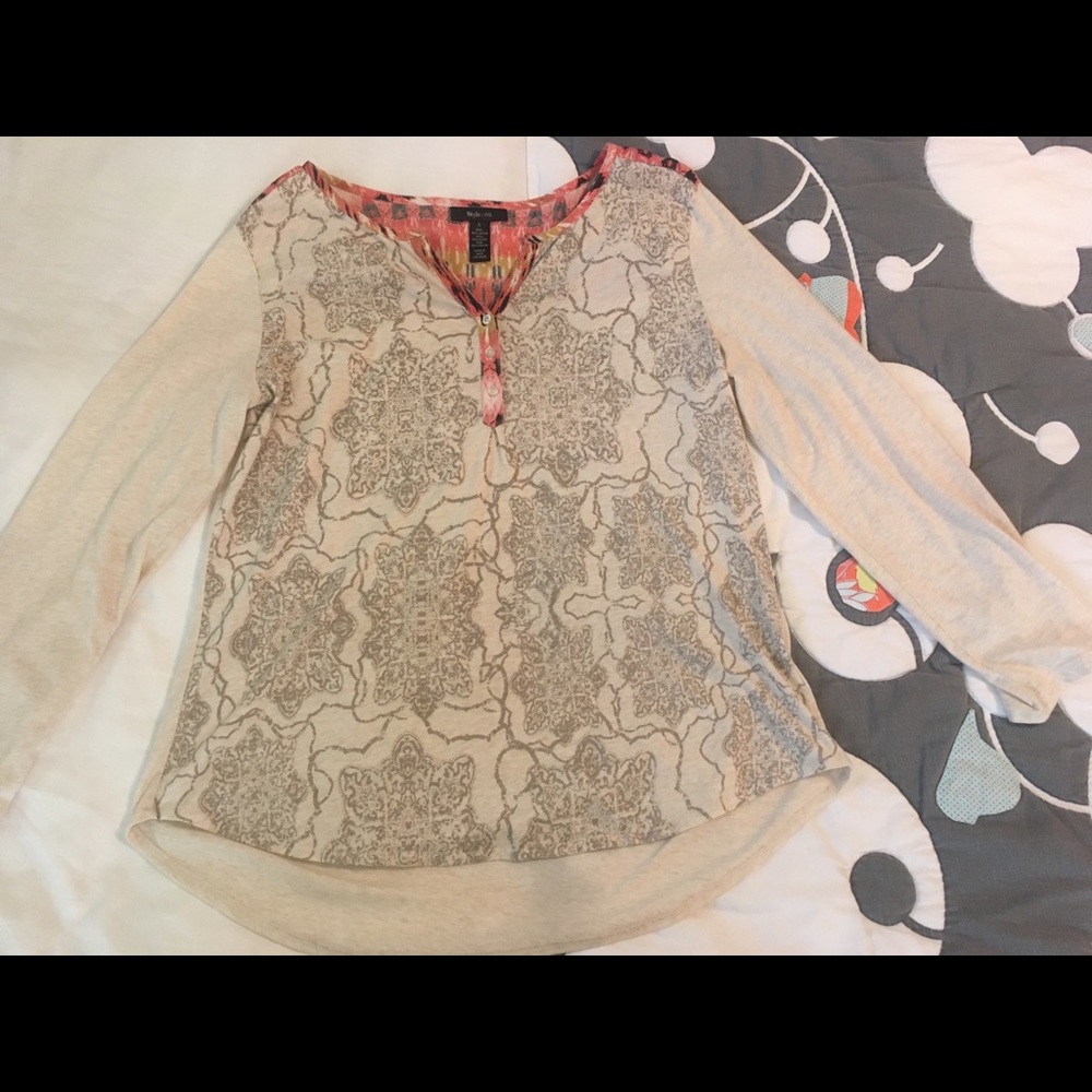 NWOT Style & Co Long Sleeve V-Neck Patterned Shirt